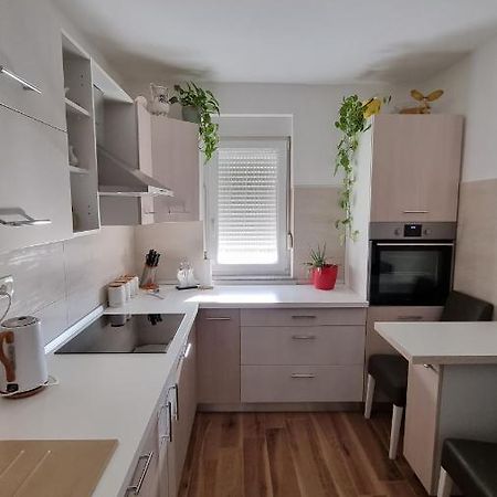 Apartman Ori Umag Eksteriør billede