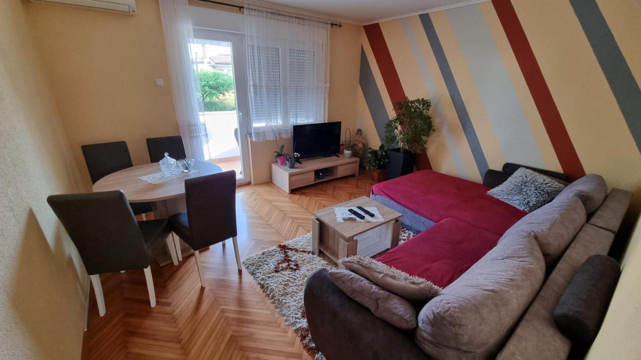 Apartman Ori Umag Eksteriør billede