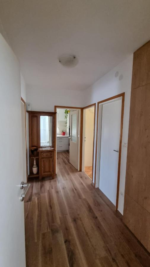 Apartman Ori Umag Eksteriør billede